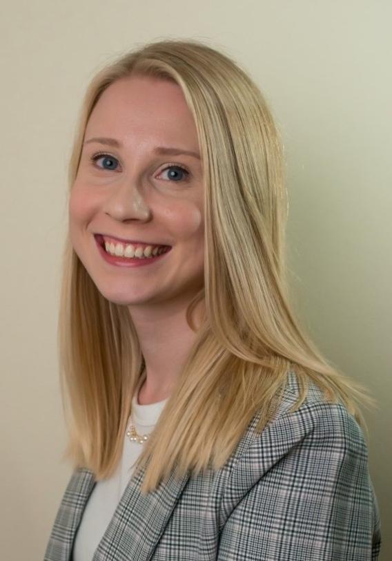 Headshot of Alisa Schutz.