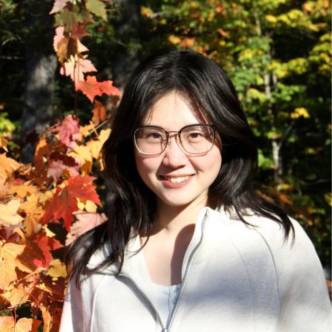 Portrait of the lab member, Yiwen Chen